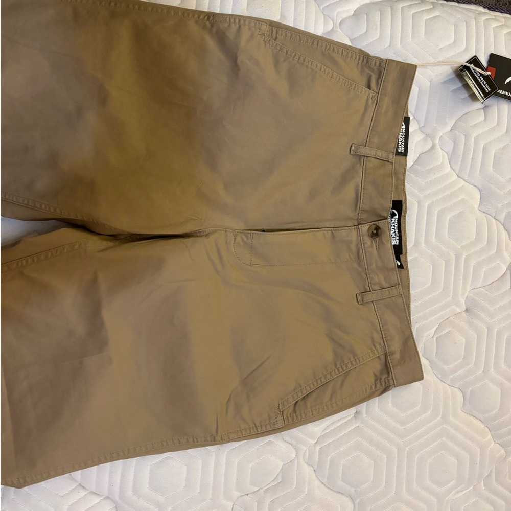 Men’s Mountain Khakis 32x32